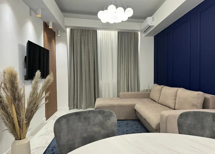 Royal In The Heart Of The - Calea Victoriei Bucureşti