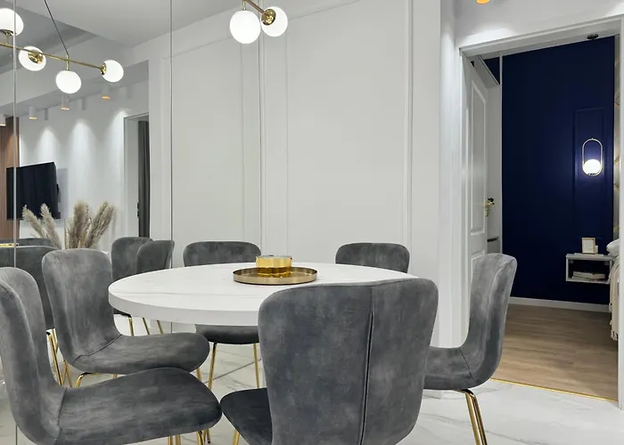 Royal In The Heart Of The - Calea Victoriei Apartment Bucharest