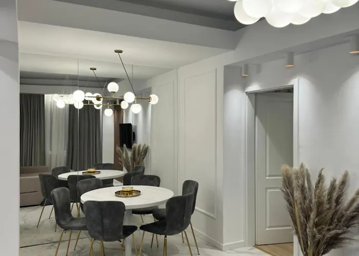 Royal In The Heart Of The - Calea Victoriei Apartament